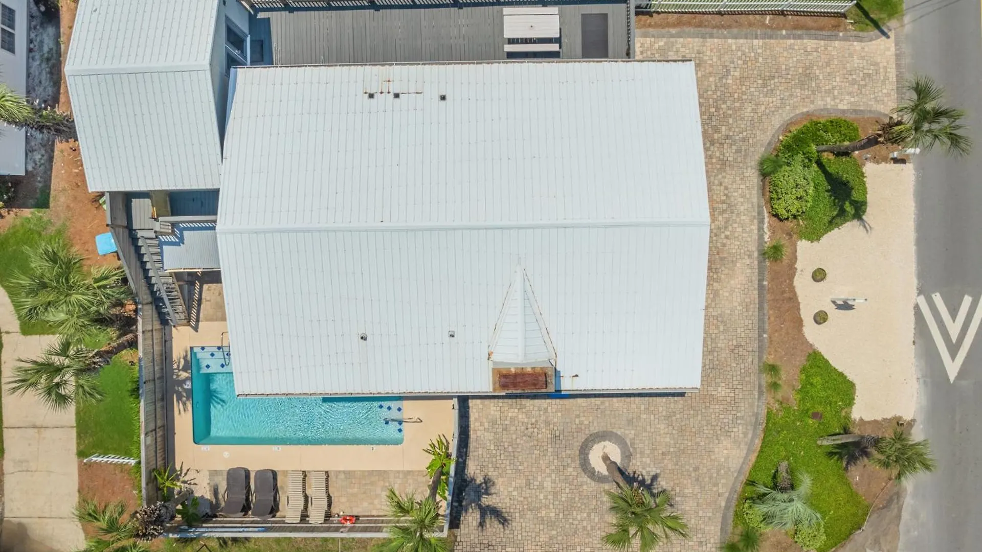 128 Kelly St | Beachy Keen Панама-Сити
