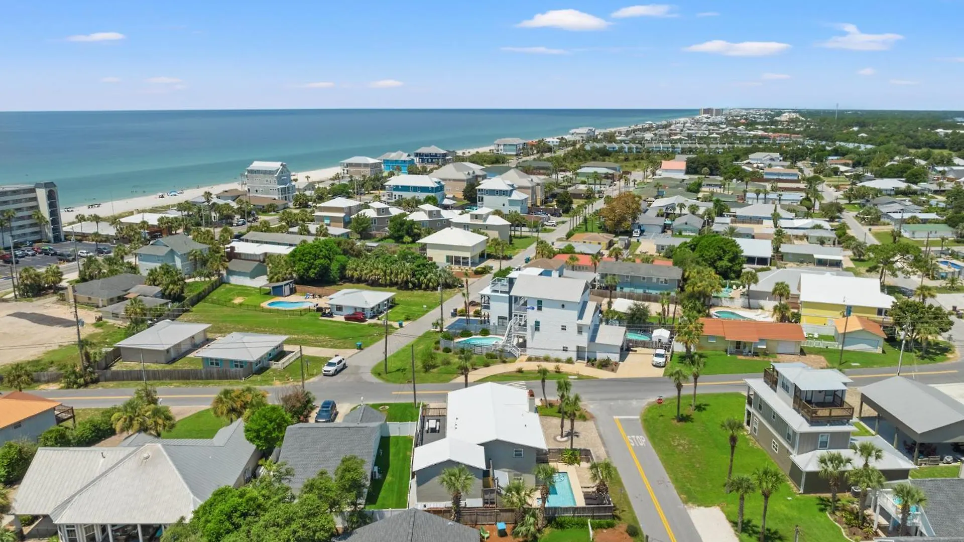 128 Kelly St | Beachy Keen Панама-Сити